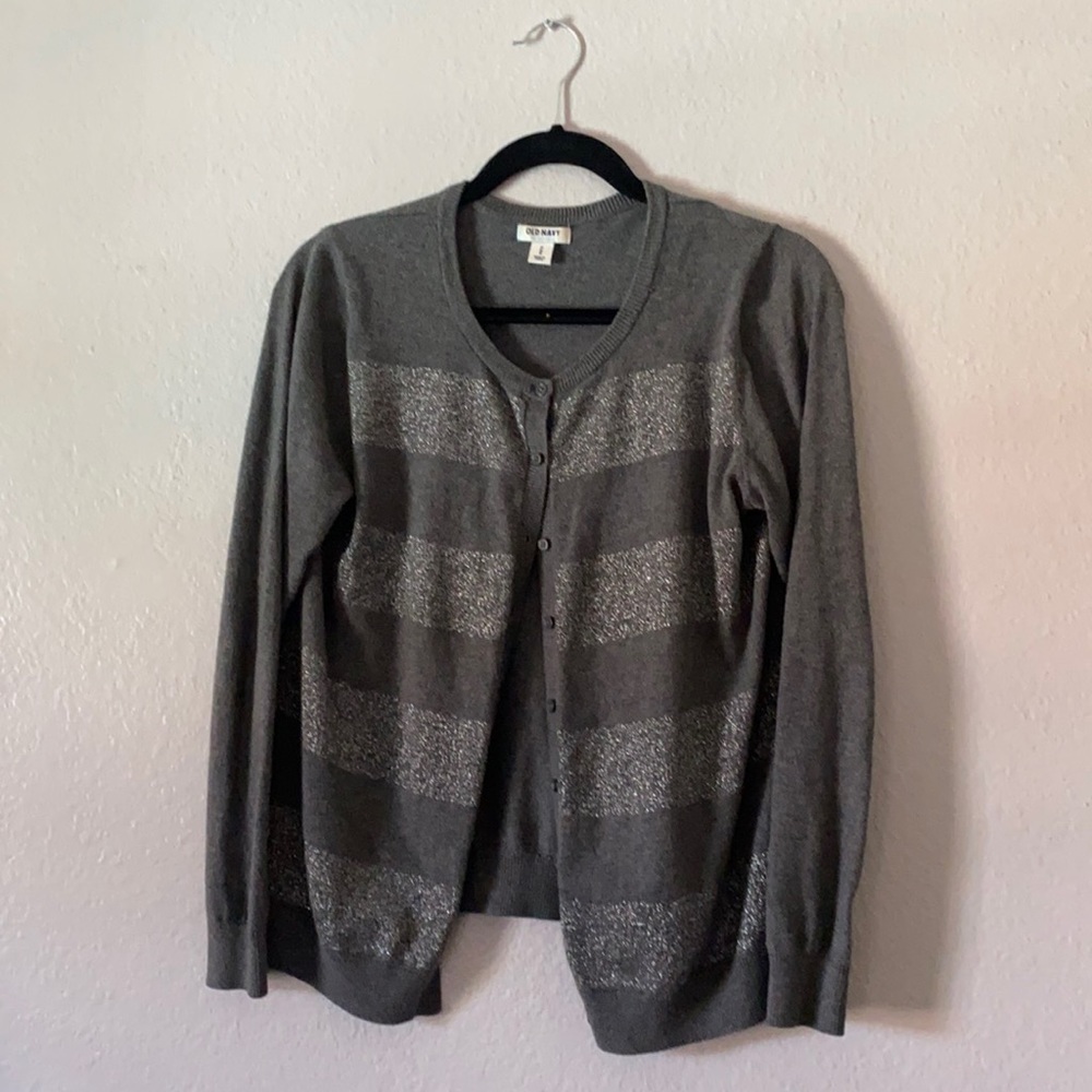 Grey buttoned cardigan